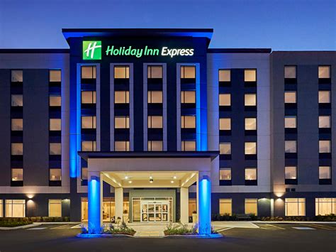 Holiday Inn Express Hotels .